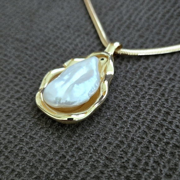 House🏠 of Harlow Baroque Pearl Necklace - NWT - Picture 13 of 16